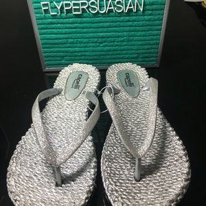 Cute flip-flops. Style meets comfort. Any outfit